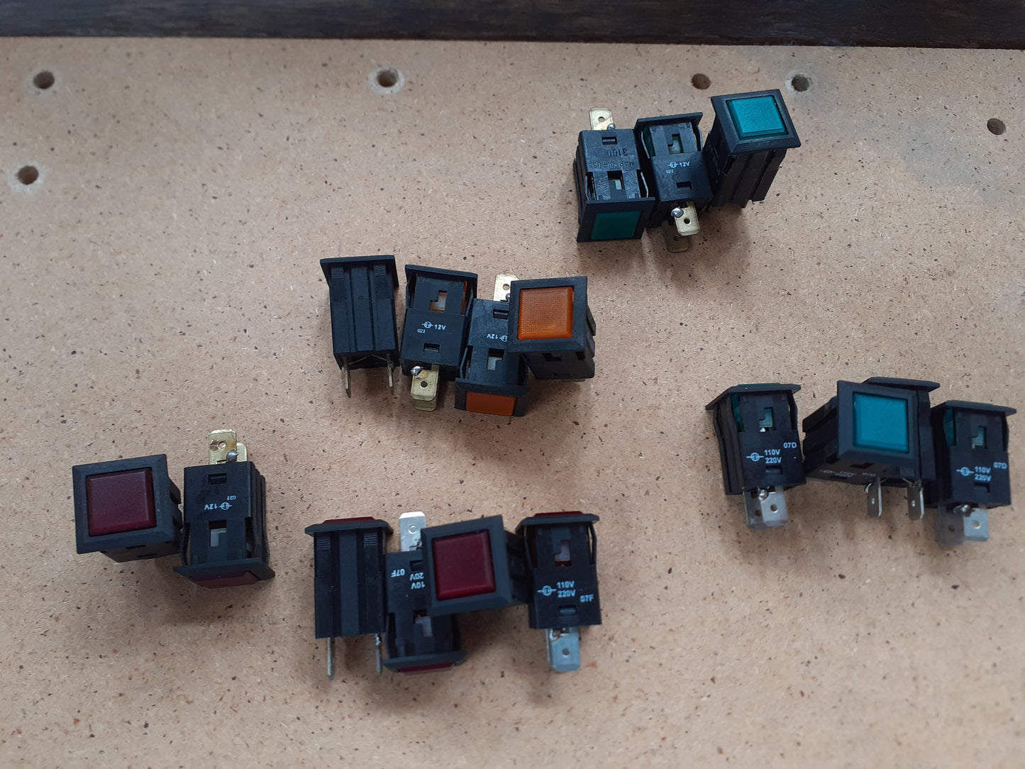 Sinaleiro Mar Girius 31000 VM 12V