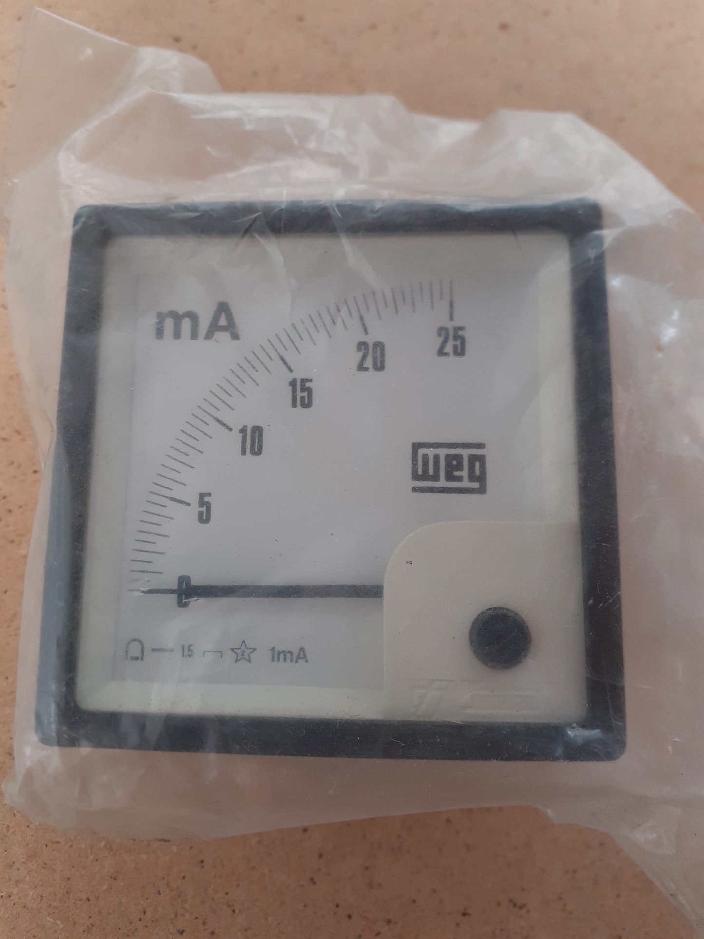 Amperimetro Kron BM72 25mA 1mACC