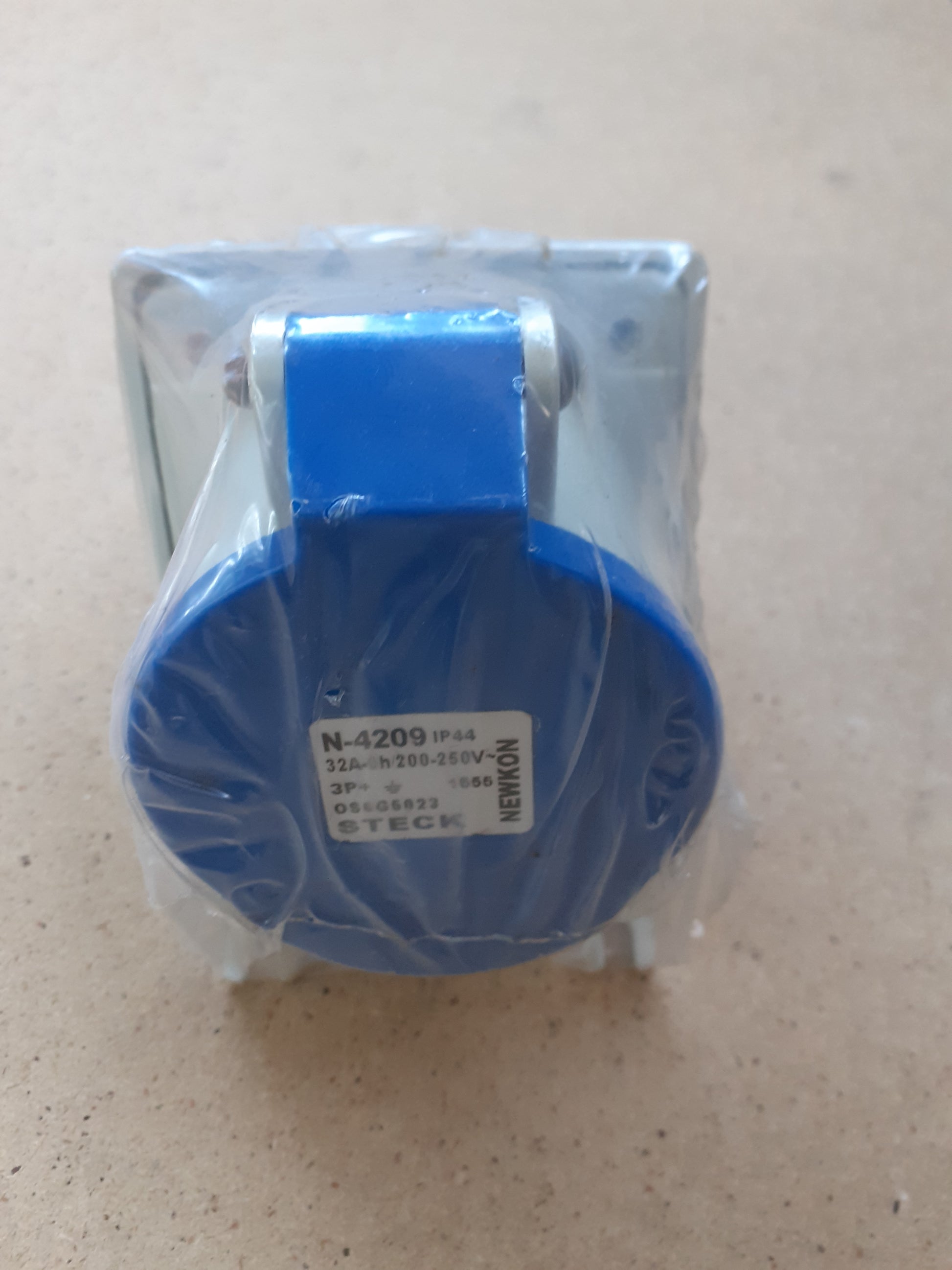 Tomada Steck N-4209